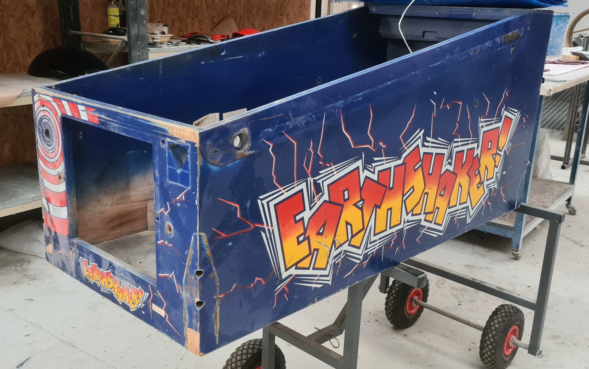 Flip Revival — Restauration & peinture de flippers en France